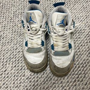 Jordan 4 military blues